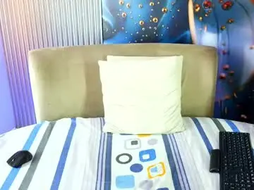 Rouxinferno_cr  live sex cam