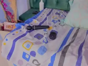 Rouxinferno_cr  live sex cam