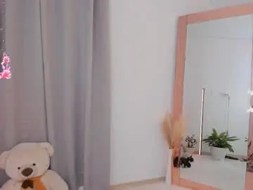 Roxie_gates  live sex cam