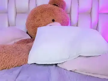 Shaneska  live sex cam