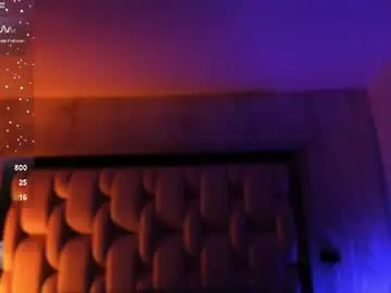 Shaneska  live sex cam