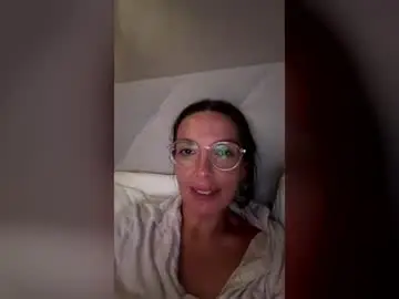 Siennaella  live sex cam