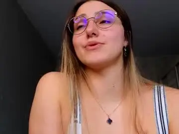 Sophia_euphoria  live sex cam
