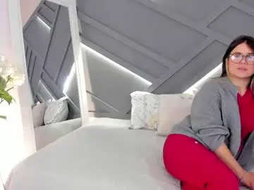 Aleessiia  live sex cam