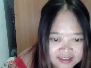 Bigchubbybelly19  live sex cam