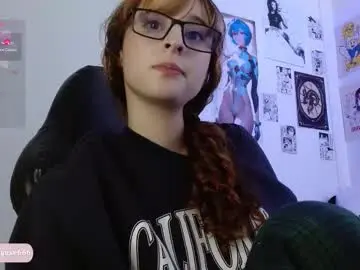 Celesteayase  live sex cam