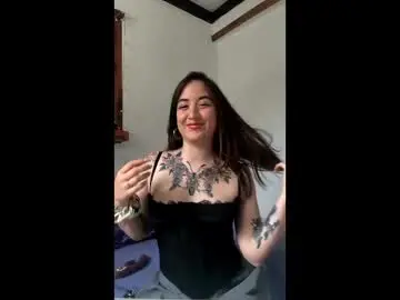 Chinitatatuada  live sex cam