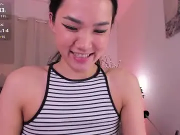 Divine_madness  live sex cam