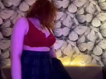 Klybnikaveronika  live sex cam