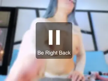 Manelykswift  live sex cam