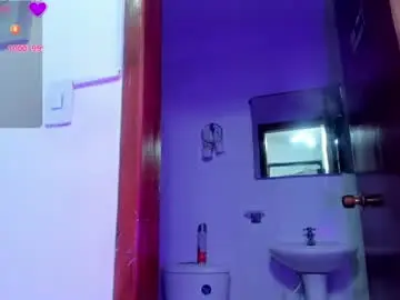 Miiaabloom  live sex cam