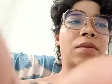 Putakusan  live sex cam
