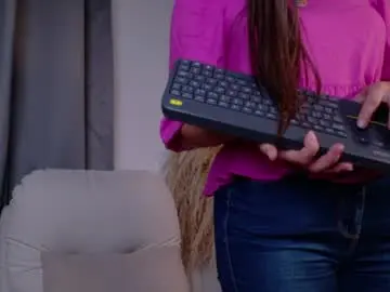 Selenenova  live sex cam