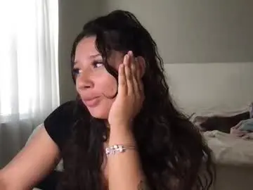 Servexely  live sex cam