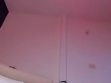Sweet_kahia  live sex cam