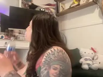 Twerkingelle  live sex cam