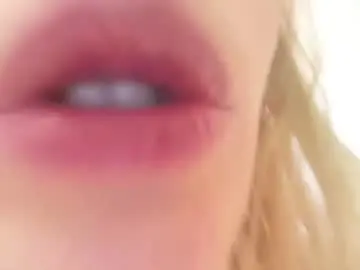 Vannessacordoza  live sex cam