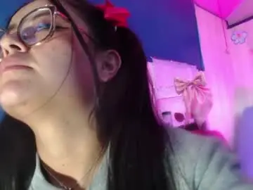 Vitoria23_  live sex cam