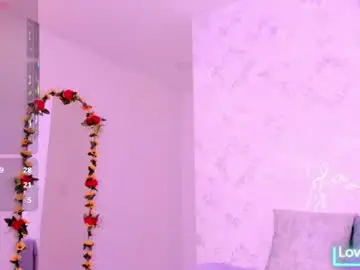 Zarahfoster  live sex cam