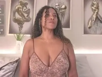 _victoria_hills  live sex cam
