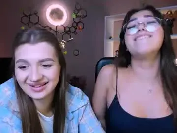 Bloom_night  live sex cam