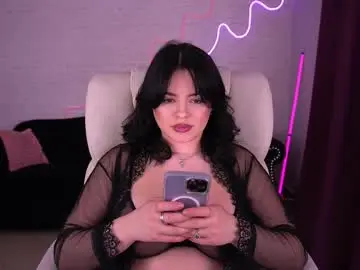 Daenerys_daen  live sex cam