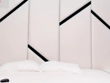 Hannazambrano  live sex cam