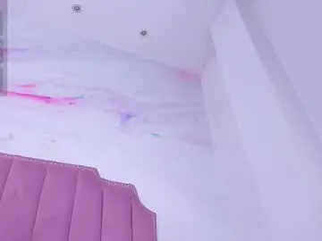 Liaguzman  live sex cam