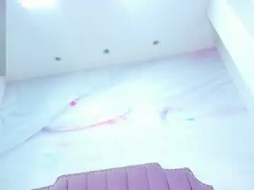 Liaguzman  live sex cam