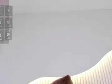 Liaguzman  live sex cam