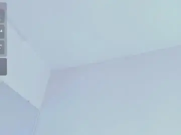 Liaguzman  live sex cam