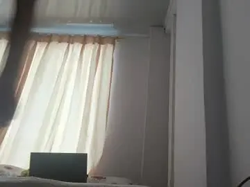 Lunaaluneraa  live sex cam