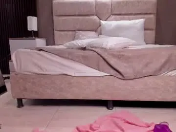 Miaparker25  live sex cam