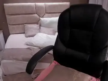 Miaparker25  live sex cam