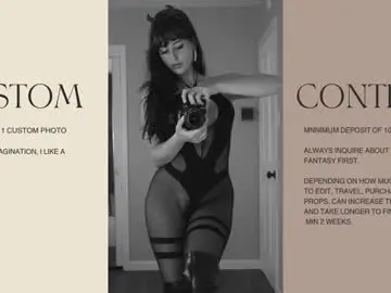 Rosiebones  live sex cam