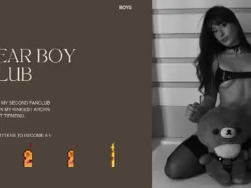 Rosiebones  live sex cam