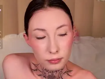 Roxy_morrison_x  live sex cam