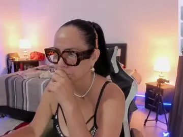 Rubystrome  live sex cam