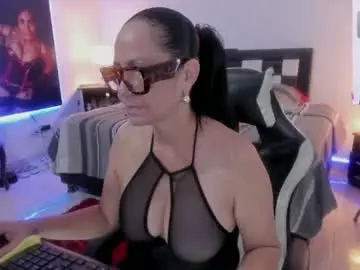 Rubystrome  live sex cam