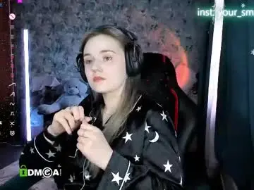 Your_small_bunny  live sex cam