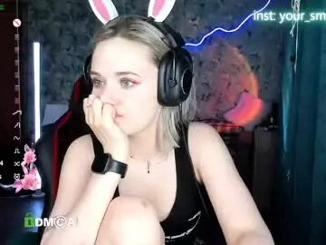 Your_small_bunny  live sex cam