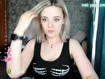 Your_small_bunny  live sex cam