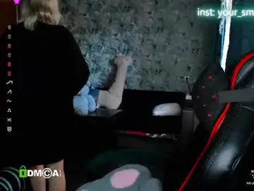 Your_small_bunny  live sex cam