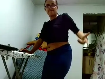 Aisha_koswell3  live sex cam