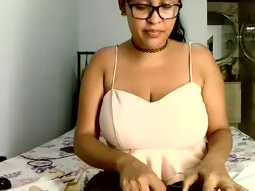 Aisha_koswell3  live sex cam
