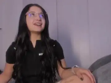 Ali_itcadu  live sex cam