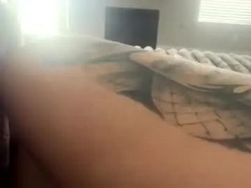 Blueeyes1124  live sex cam