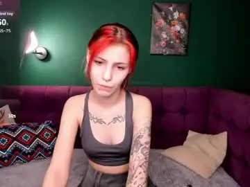 Bonniehansen  live sex cam