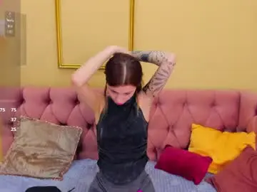 Bonniehansen  live sex cam