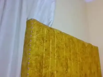 Camilla_bby  live sex cam